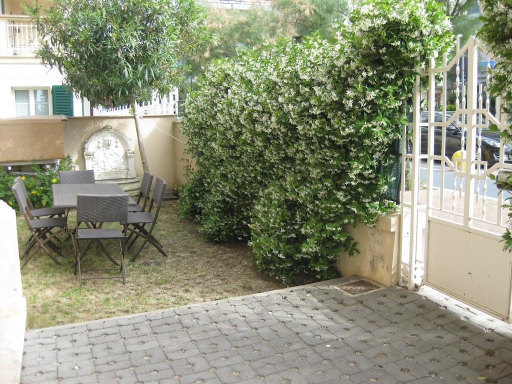 Appartamento In Villa Pesaro Værelse billede